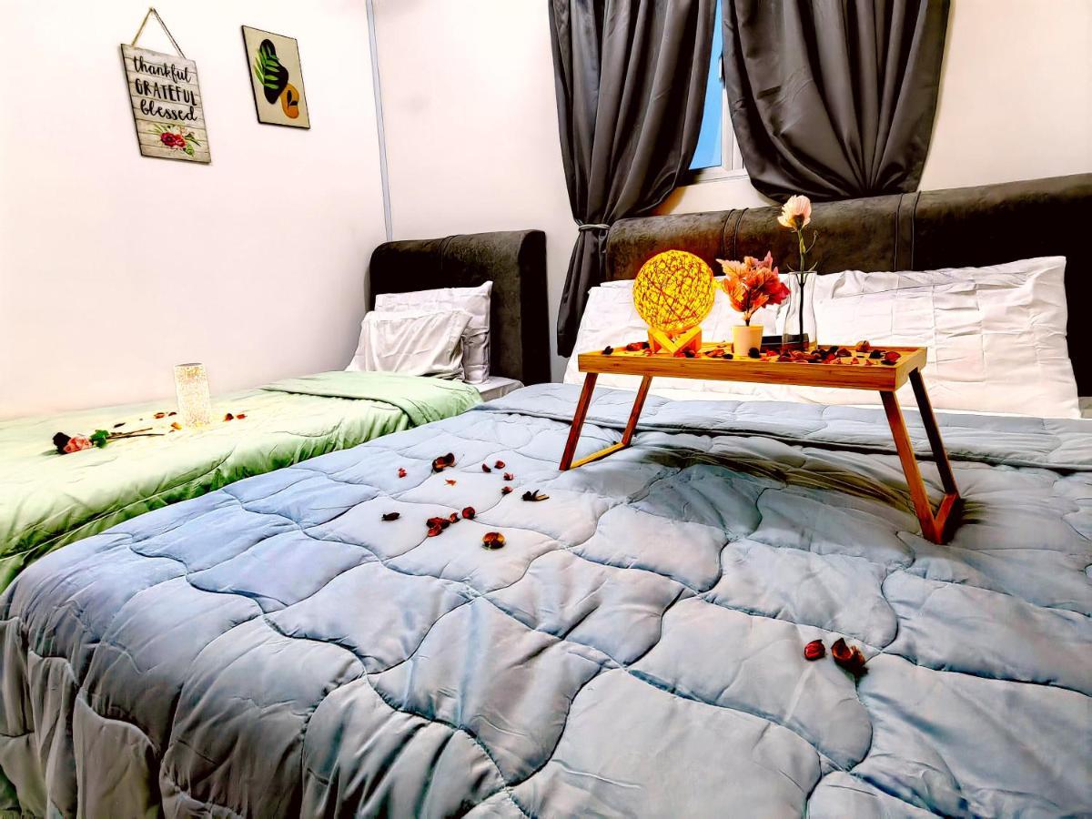 Alanis Residence 7 Pax @ Sepang Klia Kota Warisan Eksteriør bilde