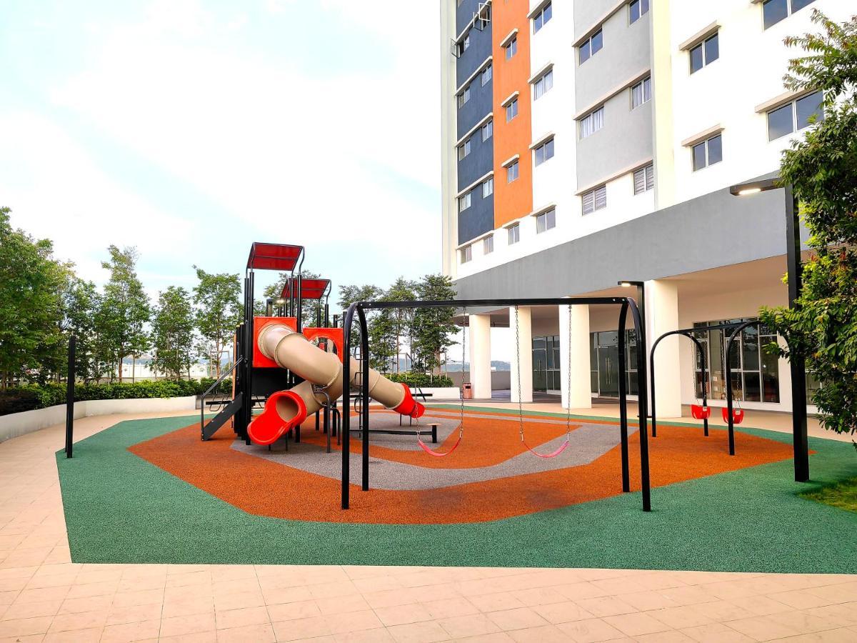Alanis Residence 7 Pax @ Sepang Klia Kota Warisan Eksteriør bilde